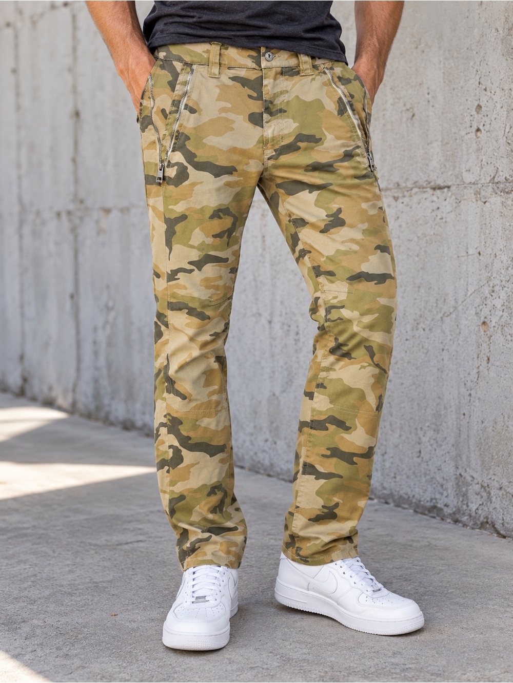 GUESS Men’s Camo Utility Pants Zip Pocket Streetwear Waist 31